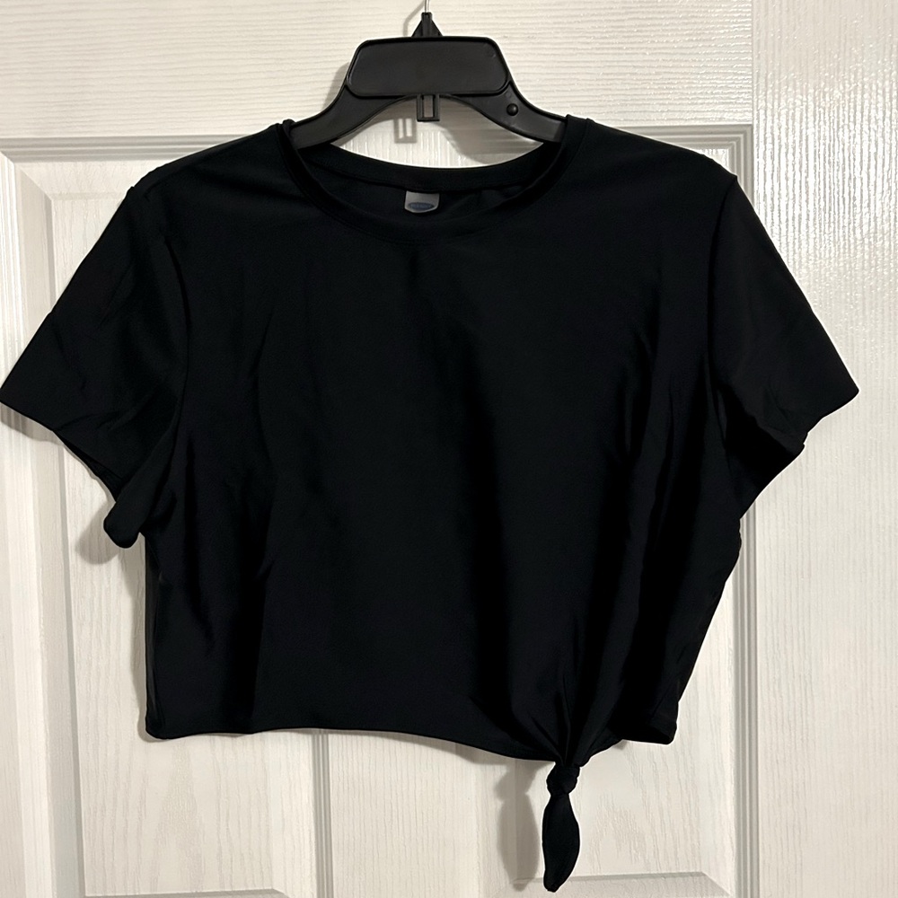 Old Navy Cropped Athletic Tee
